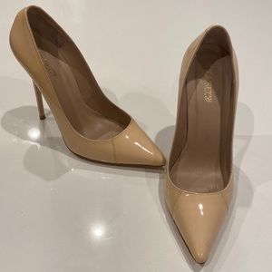 House of CB nude pumps